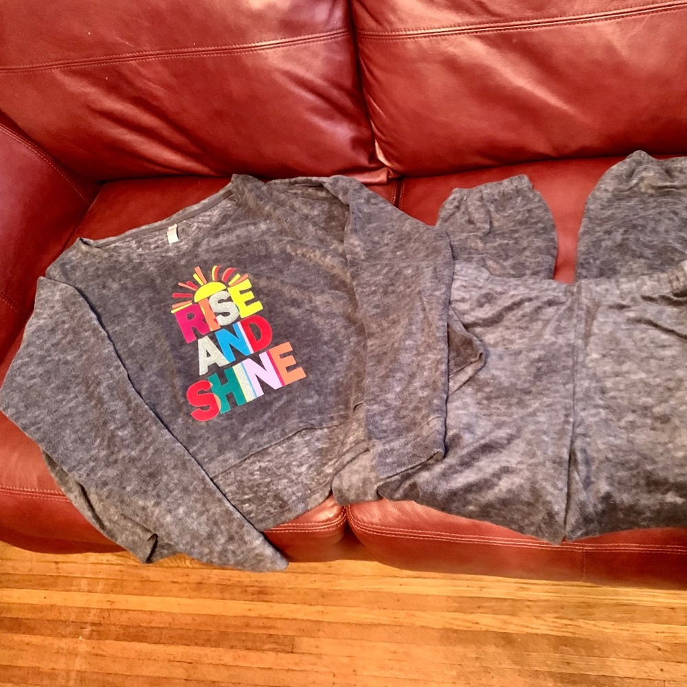 "SO" pajamas, 2-piece, EUC, size Med
